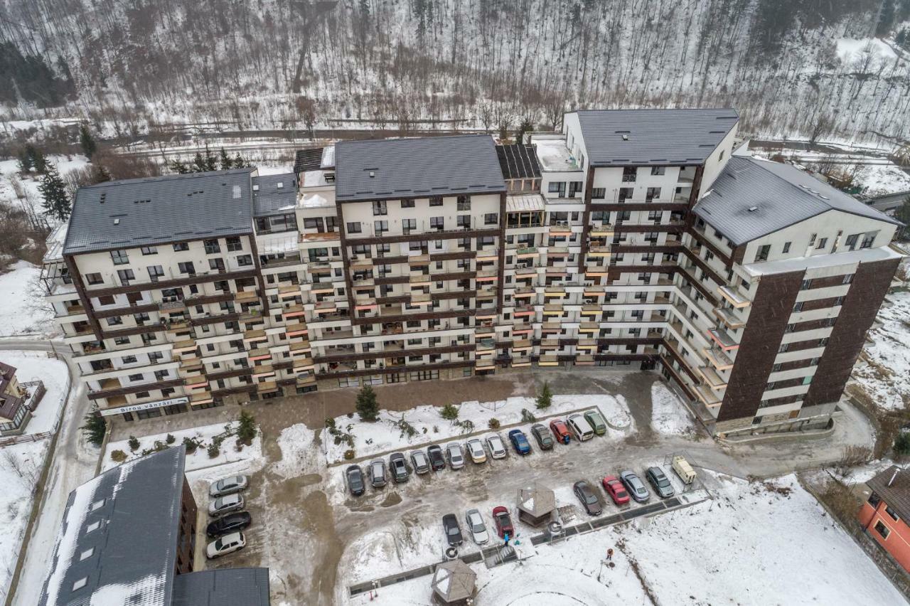Blue Sky Resort Colina Marei 시나이아 외부 사진